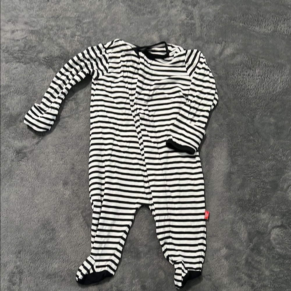Magnetic Me Striped Black and White footed pajamas with hand covers